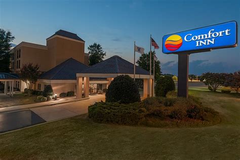 comfort inn near fort bragg.